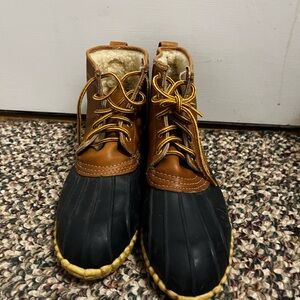 Awesome pair of Sporto duck boots!  They last forever!